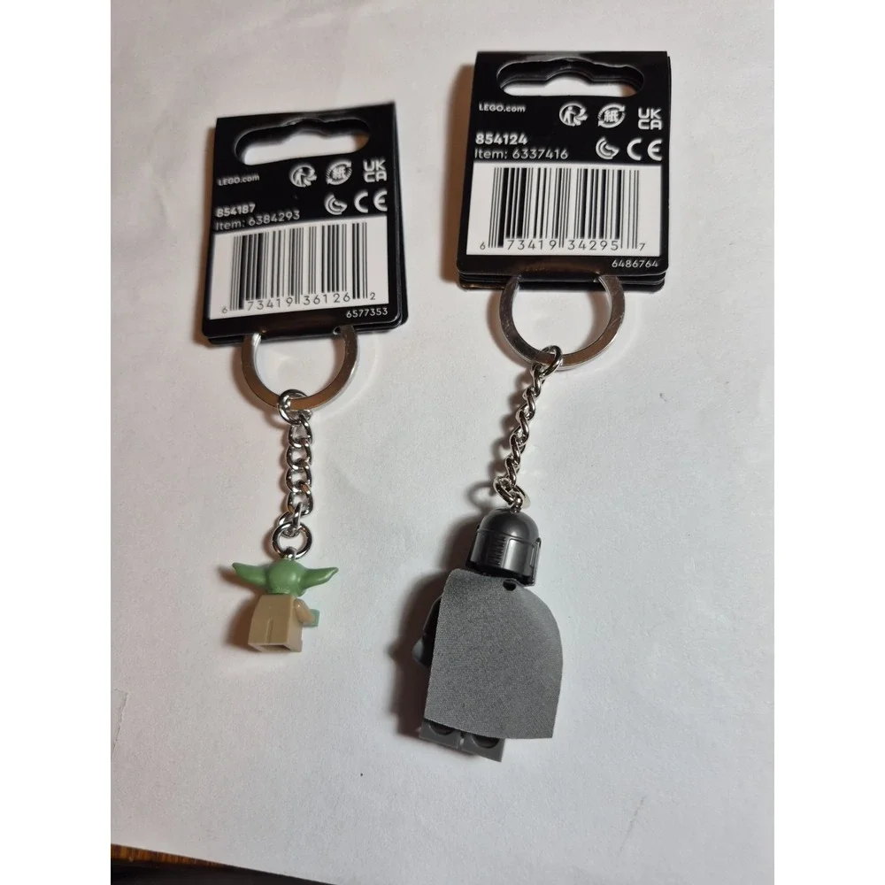 LOT OF 2 LEGO KEYCHAINS Mandolorian and Grogu NEW Star Wars Minifigure Key Rings